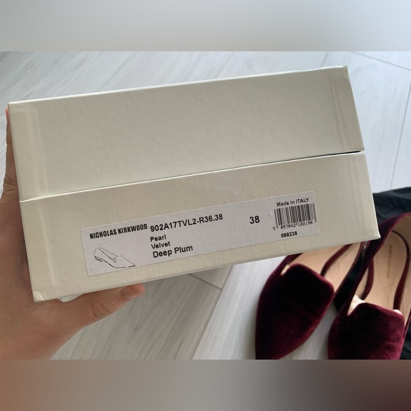 SOLD Nicholas kirkwood red velvet pearl loafers - Picture 4 of 5